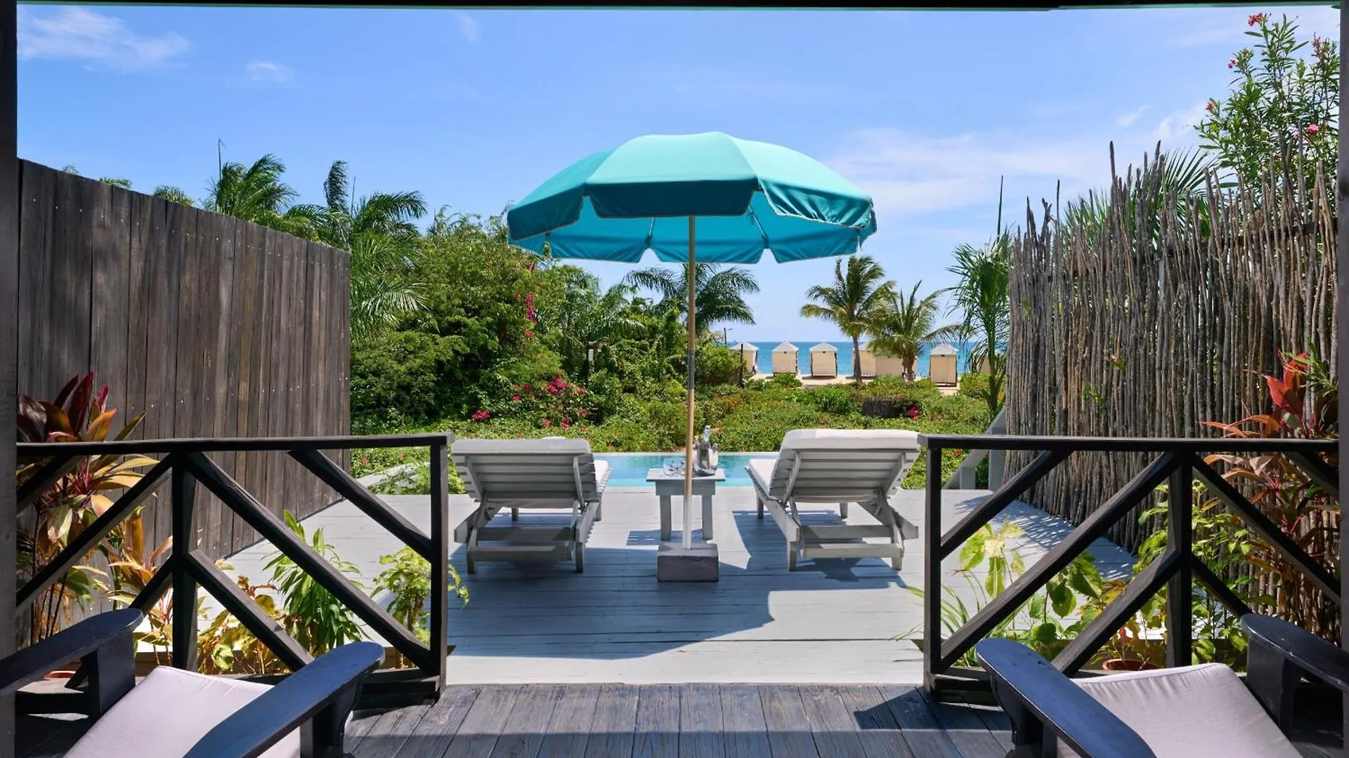 Keyonna Beach Johnson's Point 4*,  Antigua und Barbuda