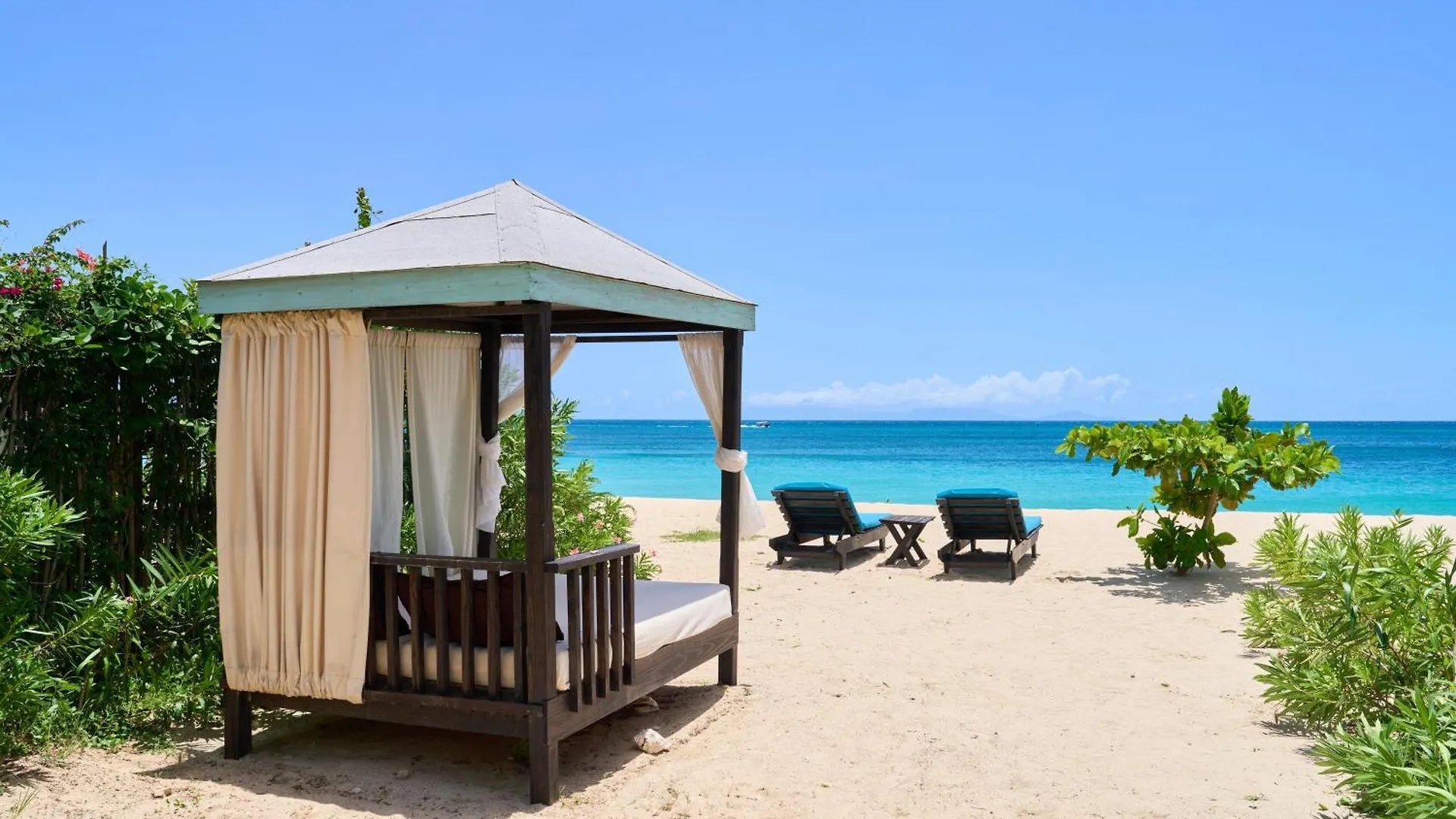 Keyonna Beach Johnson's Point Hotel