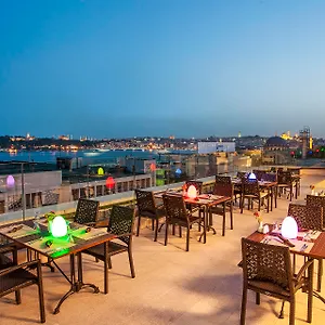 **** Hotel Nidya Galataport Türkei